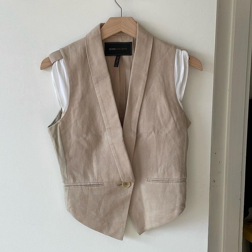 BCBG MaxAzria linen texture vest